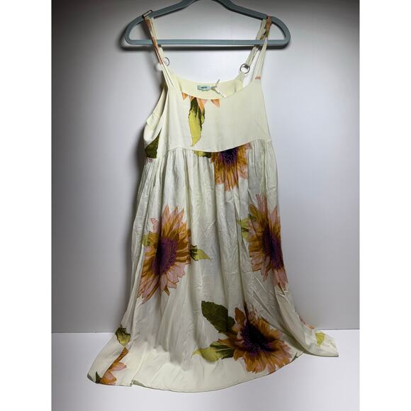Kimchi Blue Dresses & Skirts - Kimchi Blue Y2K Baby Doll Flowy Dress Women’s Sz S Floral Spaghetti Strap Summer